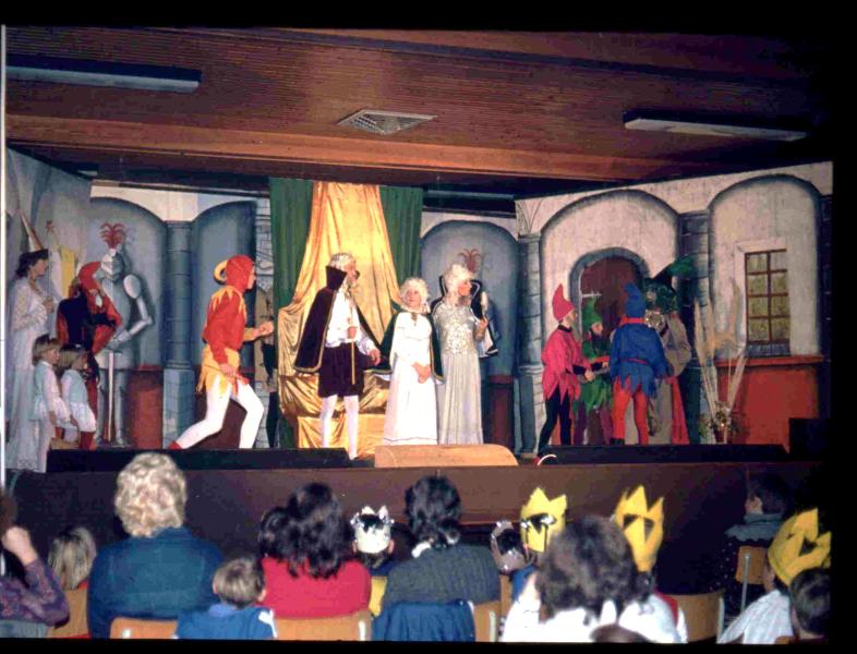 "Drie Koningen en een Klucht" In het kader van het thema "Lachen in Opgrimbie" 